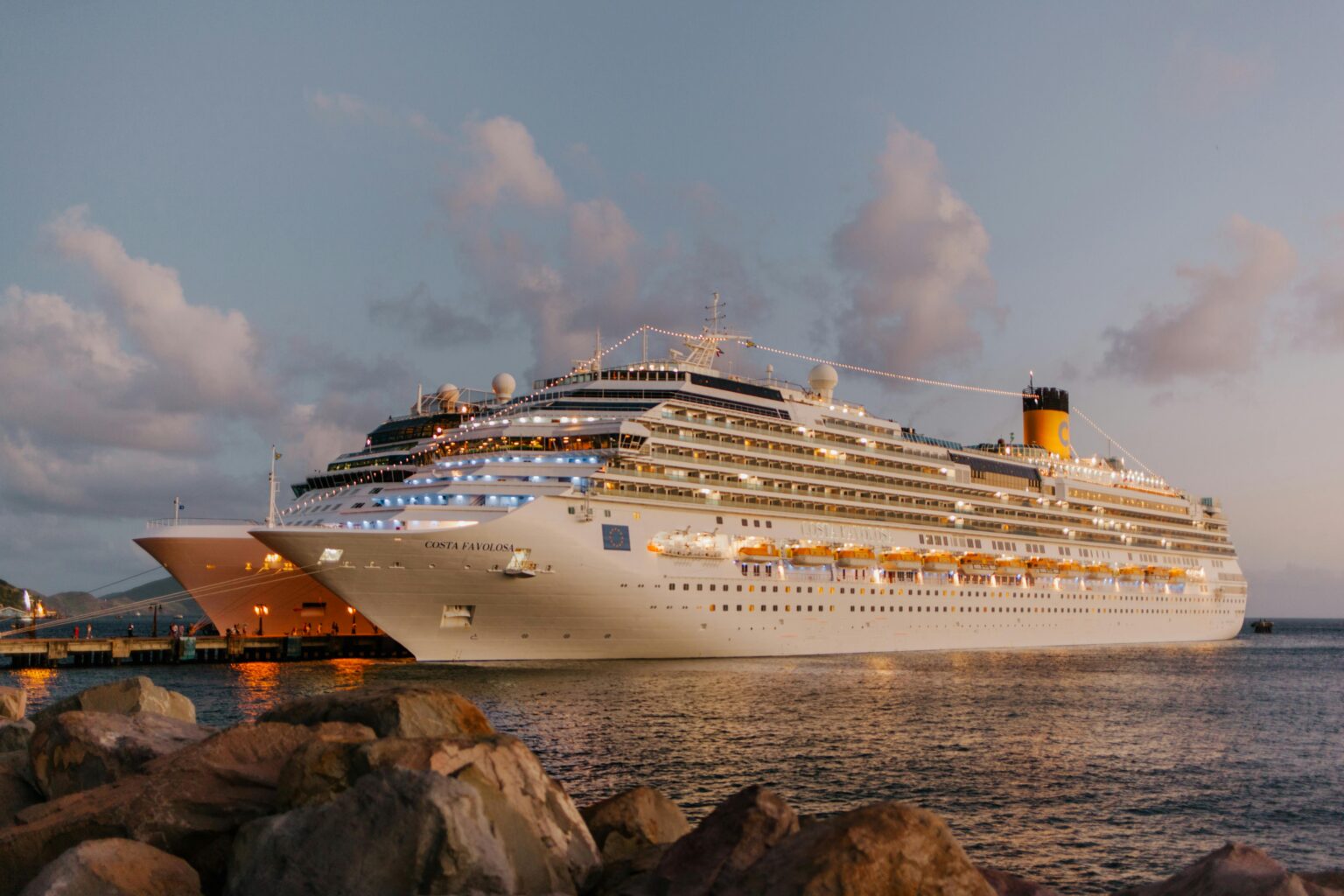 crucero - viaje- turismo - vacaciones - in the magic